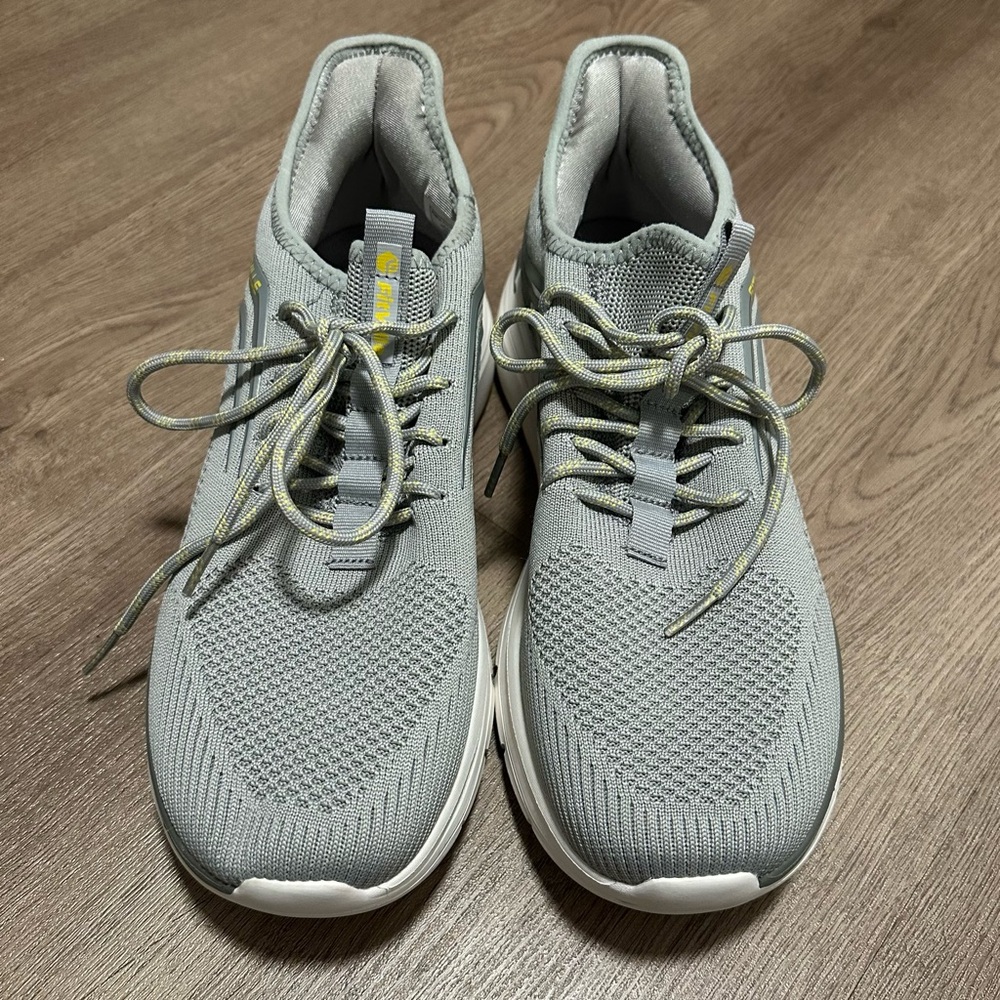 FitVille Men's Lightweight Knit Running Sneakers - Light Gray 9.5W